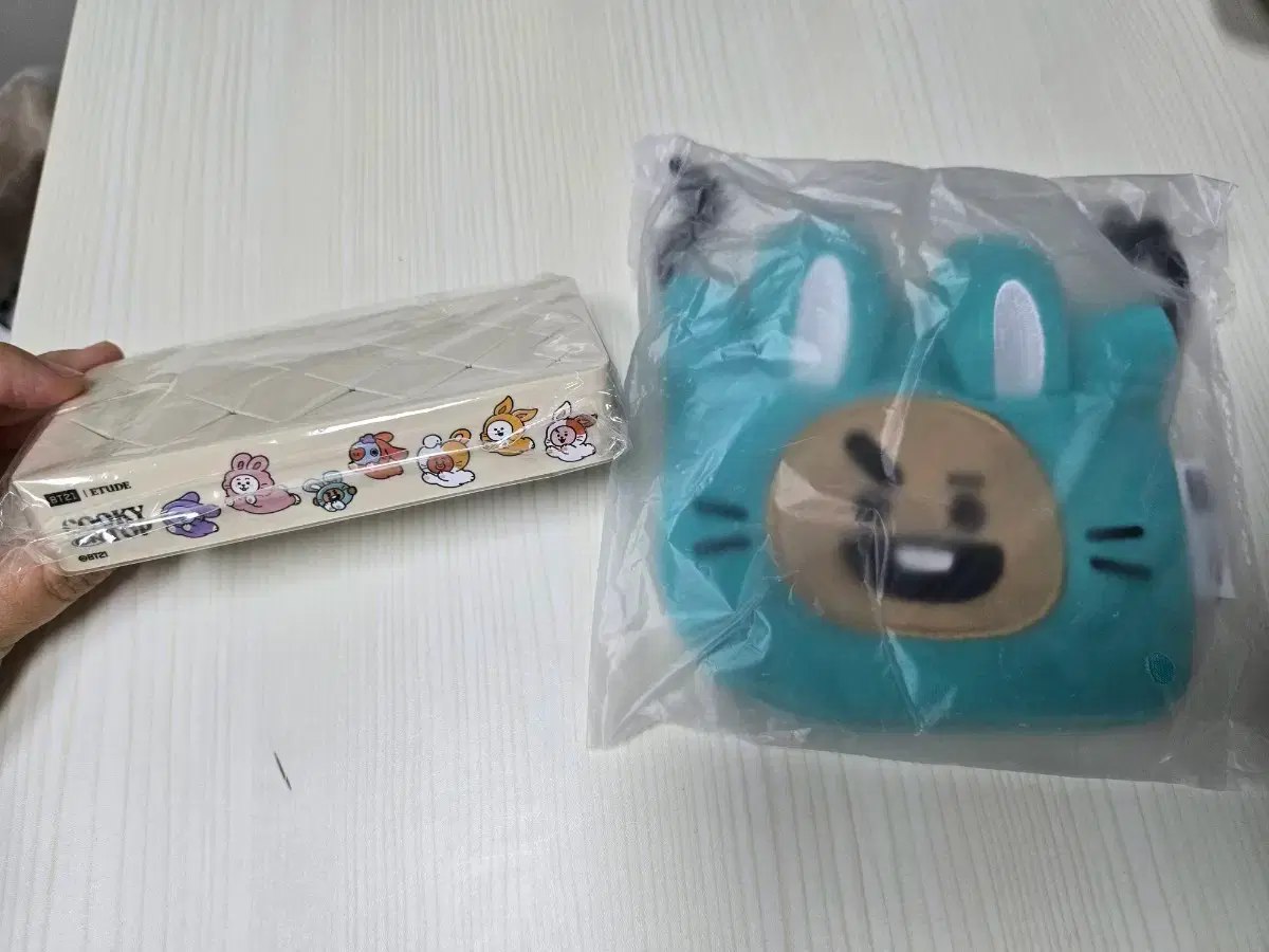 thumbnail-0